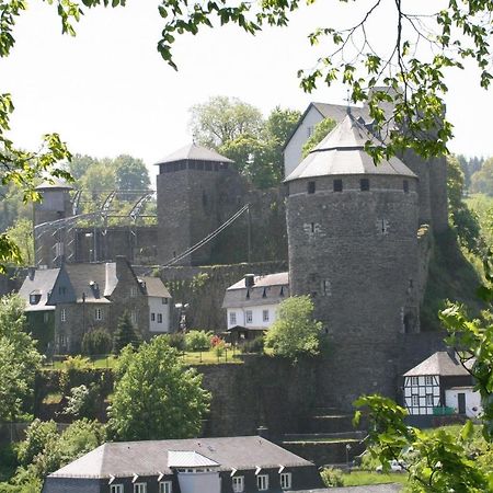 Ferienwohnung "Kunterbunt" Mit Burgblick Und Dachterrasse Monschau Exteriér fotografie